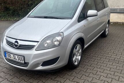 Opel Zafira 225.000 km 2.800 &euro; Hanau 63454