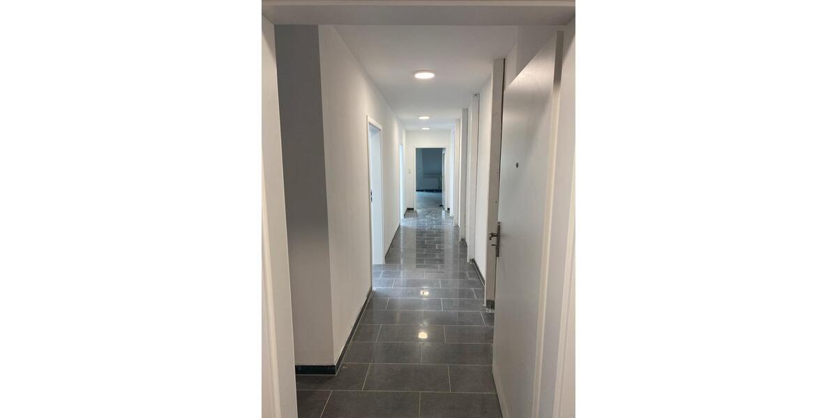 Etagenwohnung Gelnhausen - 4 Zimmer, 125 m&sup2;, 1.350&euro; | Angebot:26473327