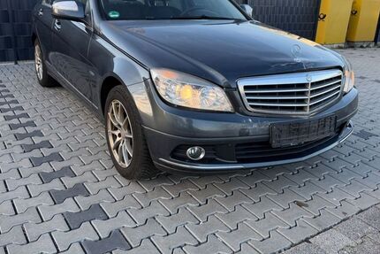 Mercedes-Benz C 200 335.343 km 2.800 &euro; Frankfurt am main 60386