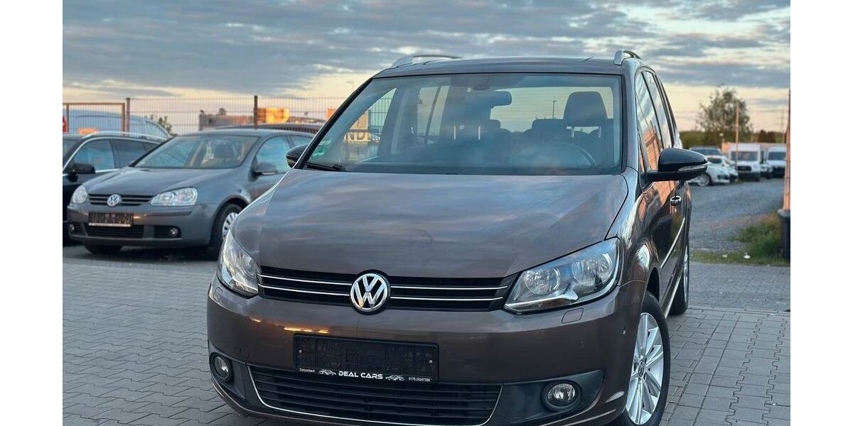 VW Touran 128.000 km 9.599 &euro; Dietzenbach 63128
