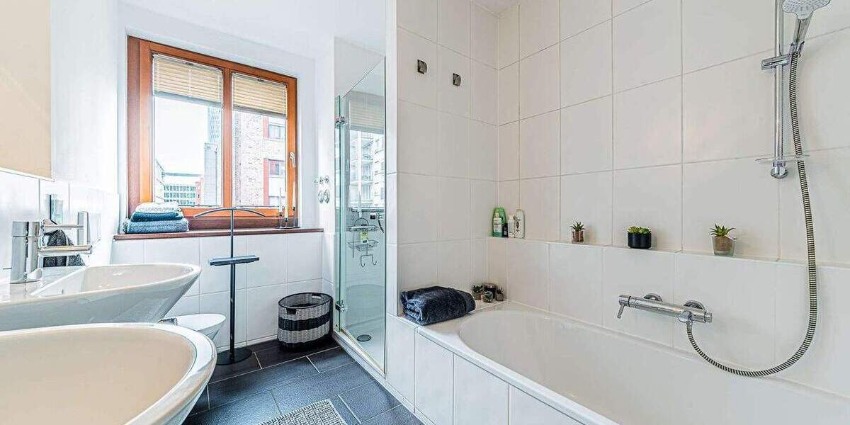Etagenwohnung Frankfurt am Main Gallus - 3 Zimmer, 115 m&sup2;, 3.840&euro; | Angebot:25937437