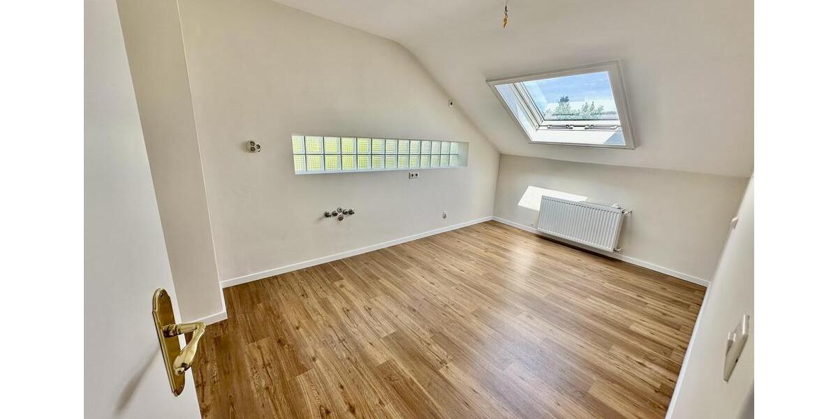 Etagenwohnung Hanau Kesselstadt - 3.5 Zimmer, 101 m&sup2;, 1.200&euro; | Angebot:26042754