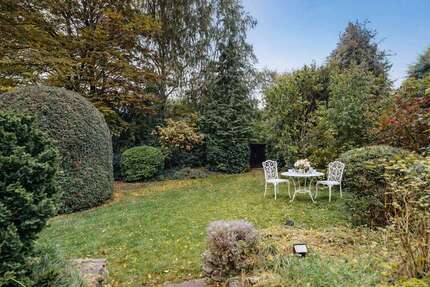 Haus Frankfurt am Main Eschersheim - 8 Zimmer, 254 m&sup2;, 770.000&euro; | Angebot:25466558