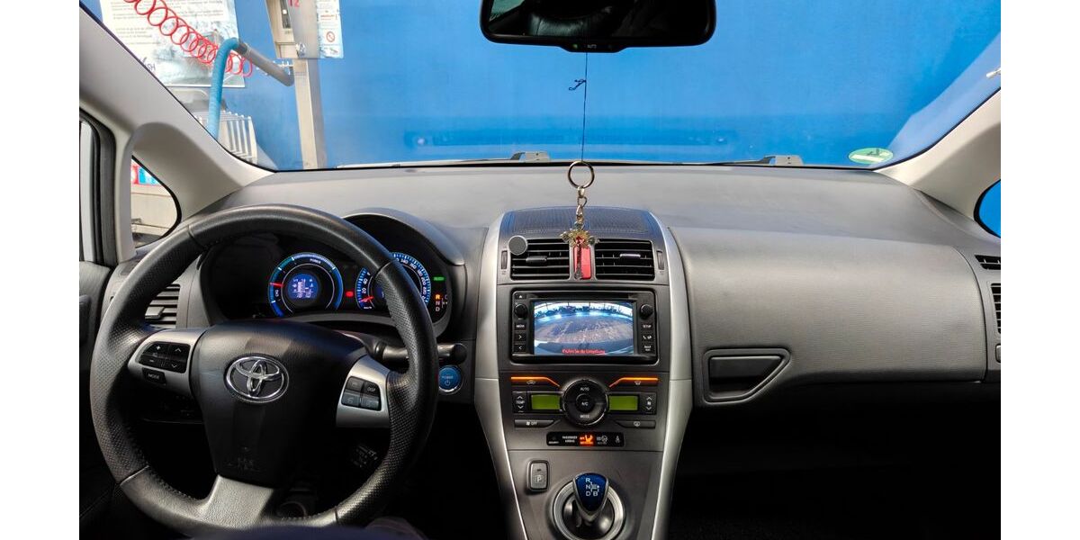 Toyota Auris 197.000 km 7.600 &euro; Oberursel 61440