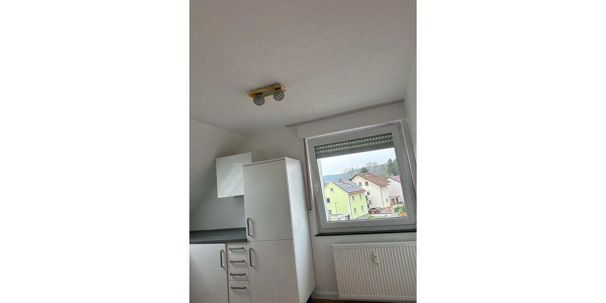 Dachgeschoßwohnung Linsengericht - 3 Zimmer, 75 m&sup2;, 900&euro; | Angebot:25833011