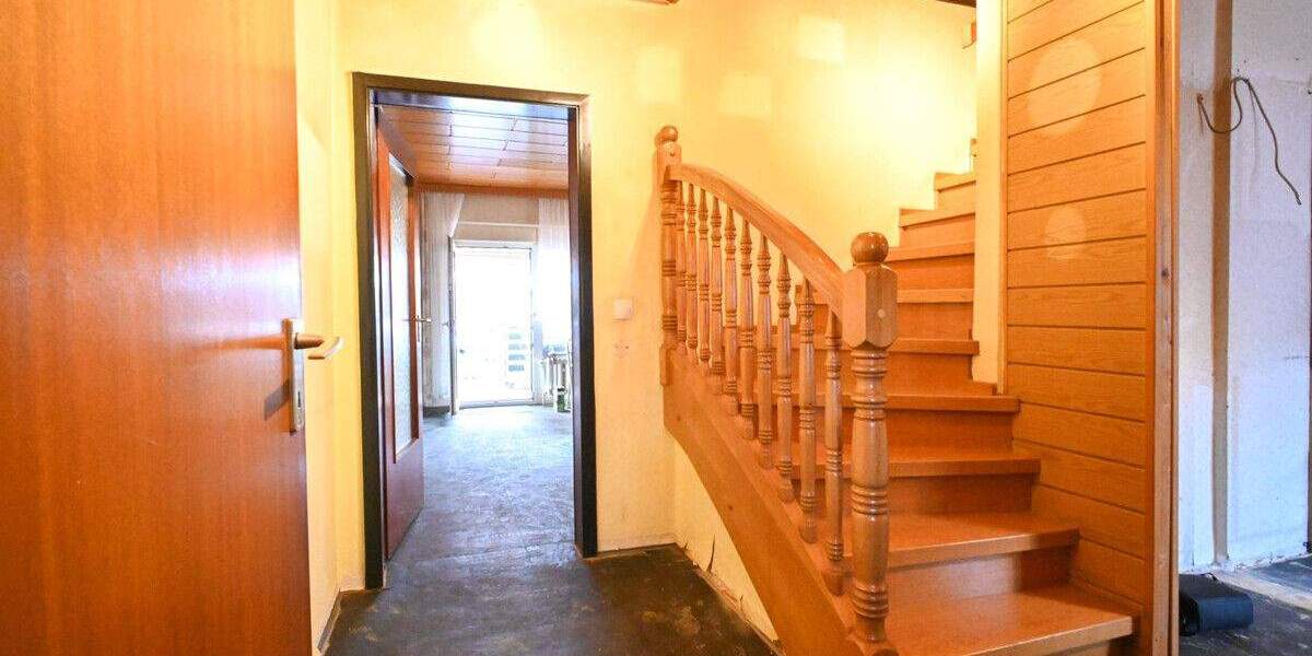 Einfamilienhaus Dieburg - 7 Zimmer, 105 m&sup2;, 379.000&euro; | Angebot:25693347