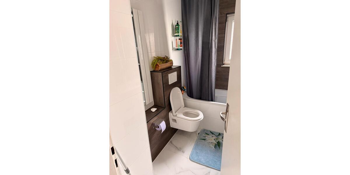 Erdgeschoßwohnung Nidderau - 4 Zimmer, 100 m&sup2;, 1.000&euro; | Angebot:25960508