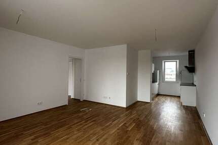 Wohnung Frankfurt am Main Europaviertel - 3 Zimmer, 82 m&sup2;, 2.056&euro; | Angebot:27618884