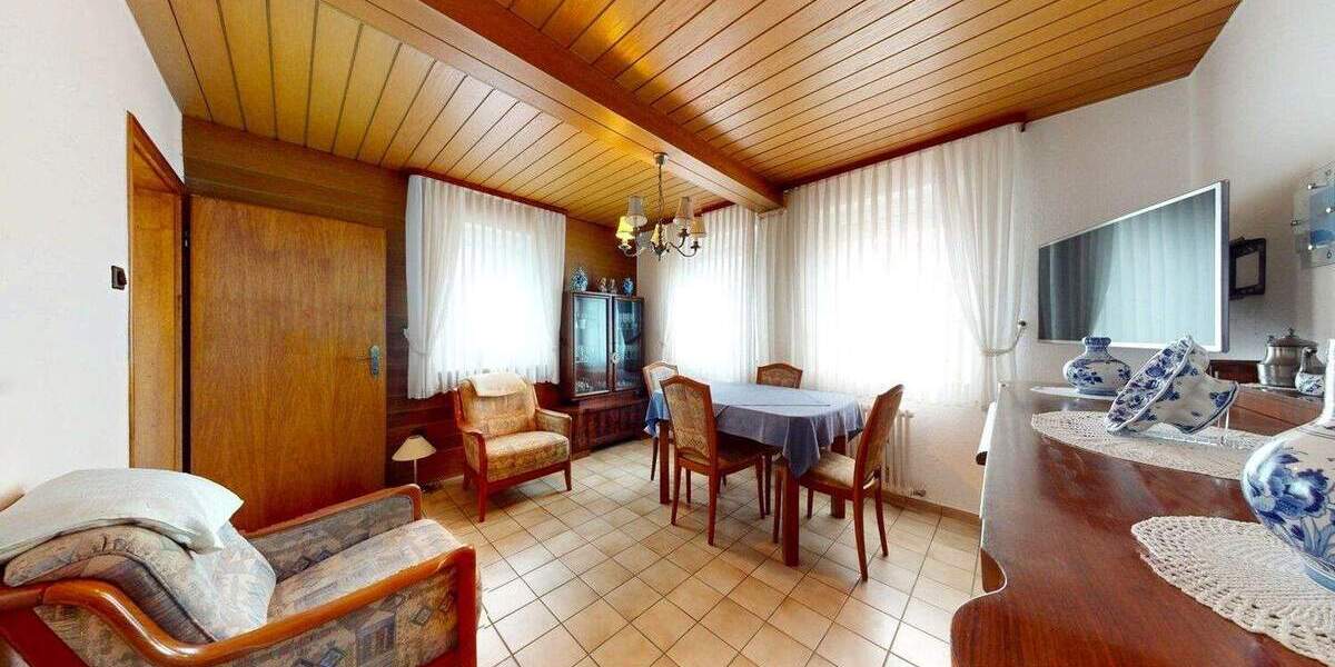 Einfamilienhaus Frankfurt am Main Nieder-Eschbach - 5 Zimmer, 96 m&sup2;, 360.000&euro; | Angebot:25663773