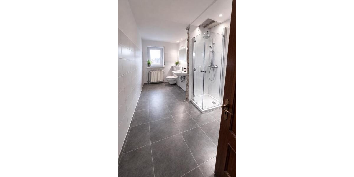 Einfamilienhaus Hanau Kesselstadt - 3.5 Zimmer, 105 m&sup2;, 1.260&euro; | Angebot:25650702