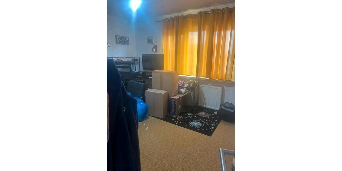 Etagenwohnung Bruchköbel - 3 Zimmer, 75 m&sup2;, 1.250&euro; | Angebot:27537884