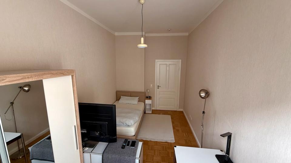 Erdgeschoßwohnung Frankfurt am Main Nordend Ost - 1 Zimmer, 38 m&sup2;, 1.000&euro; | Angebot:25722467