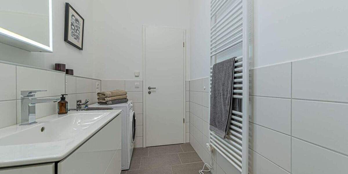 Etagenwohnung Frankfurt am Main Bahnhofsviertel - 2 Zimmer, 70 m&sup2;, 1.690&euro; | Angebot:25661874