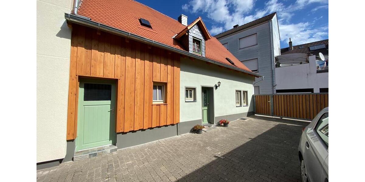 Einfamilienhaus Hanau Großauheim - 11 Zimmer, 204 m&sup2;, 675.000&euro; | Angebot:26596274