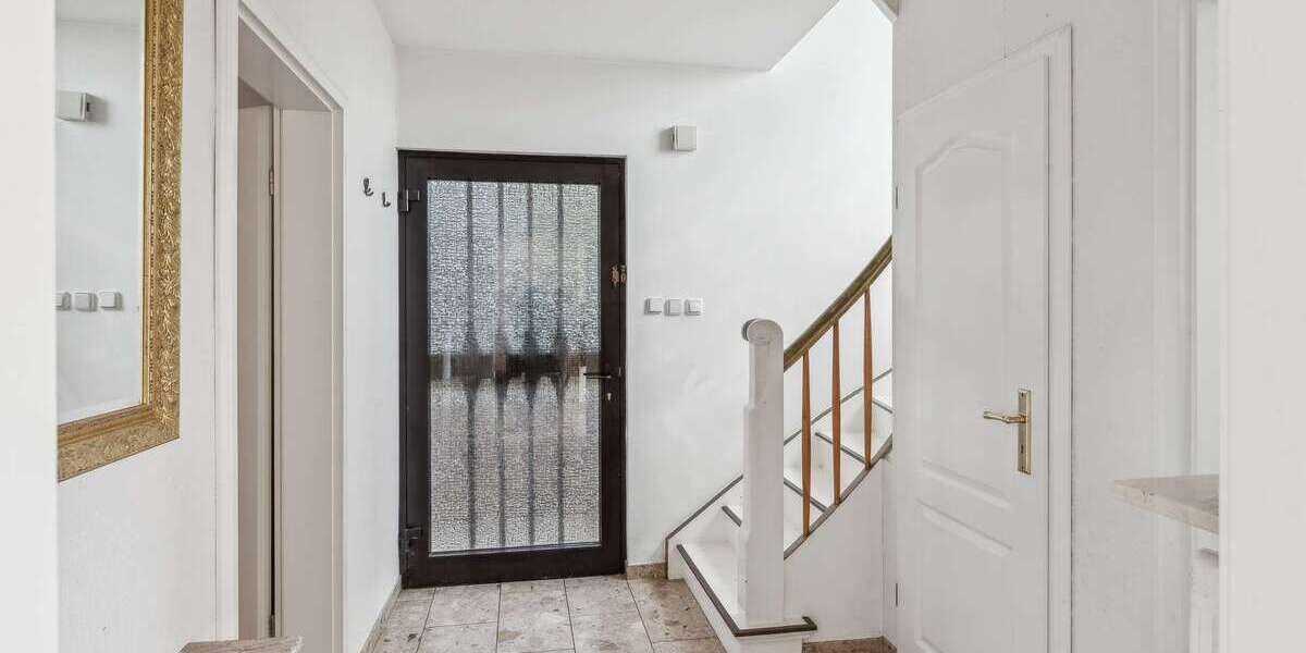 Ihr neues Zuhause: Freistehendes Einfamilienhaus in begehrter Lage - Einfamilienhaus Bad Homburg vor der Höhe Gonzenheim | Angebot:25416767