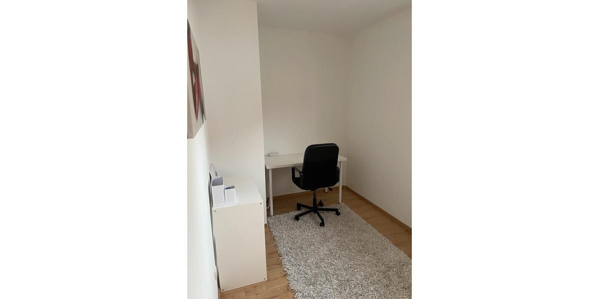 Etagenwohnung Dreieich - 3 Zimmer, 56 m&sup2;, 1.200&euro; | Angebot:25416545