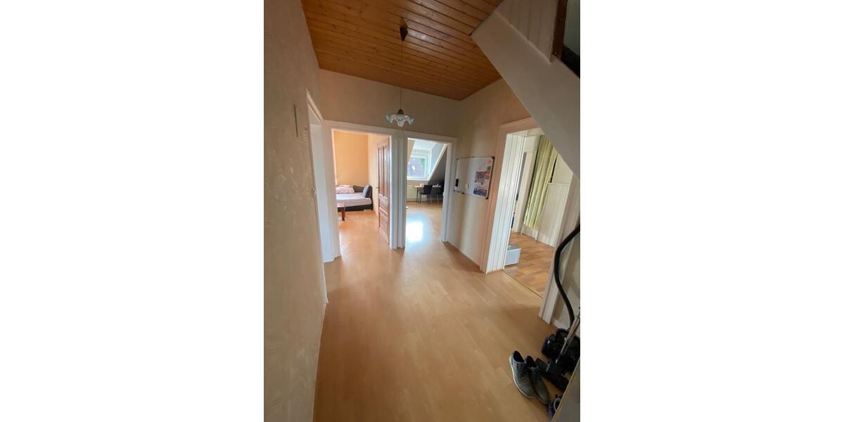 Mehrfamilienhaus, Wohnhaus Frankfurt am Main Bergen-Enkheim - 10 Zimmer, 210 m&sup2;, 740.000&euro; | Angebot:26201115