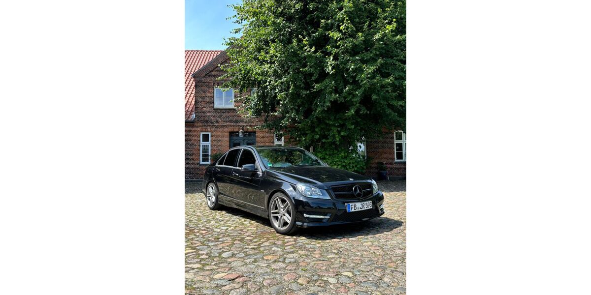 Mercedes-Benz C 250 90.000 km 13.990 &euro; Wöllstadt 61206
