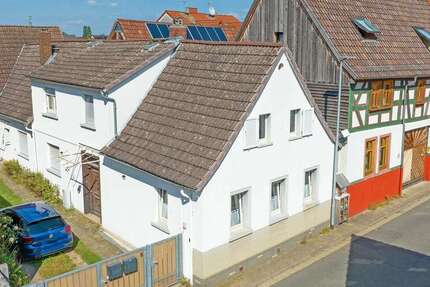 Haus Egelsbach - 9 Zimmer, 176 m&sup2;, 440.000&euro; | Angebot:25475989