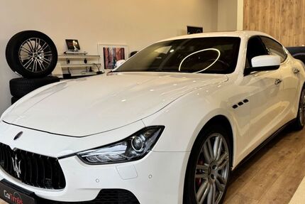Maserati Ghibli 91.390 km 25.399 &euro; Schaafheim 64850