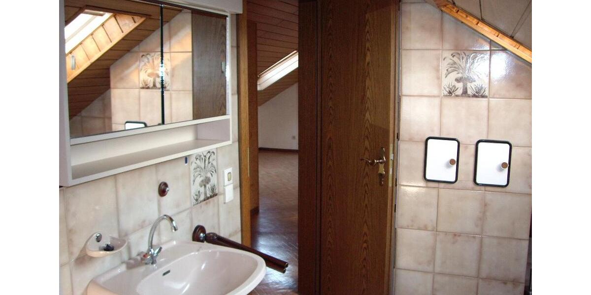 Dachgeschoßwohnung Bruchköbel - 2 Zimmer, 58 m&sup2;, 926&euro; | Angebot:26481559