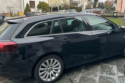 Opel Insignia 169.000 km 7.499 &euro; Frankfurt 60437