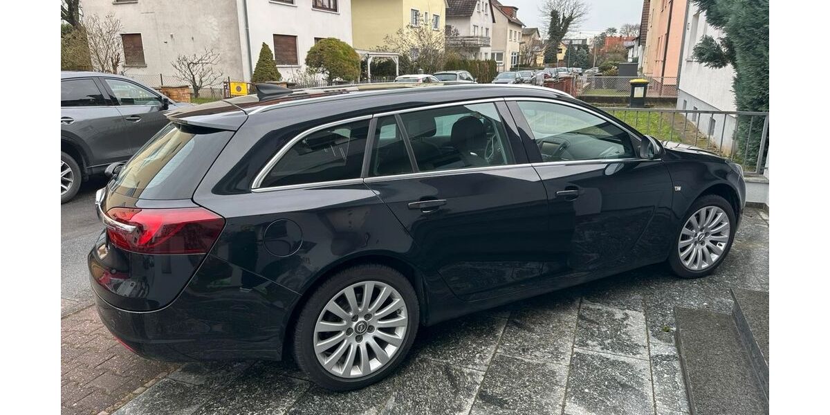 Opel Insignia 169.000 km 7.499 &euro; Frankfurt 60437