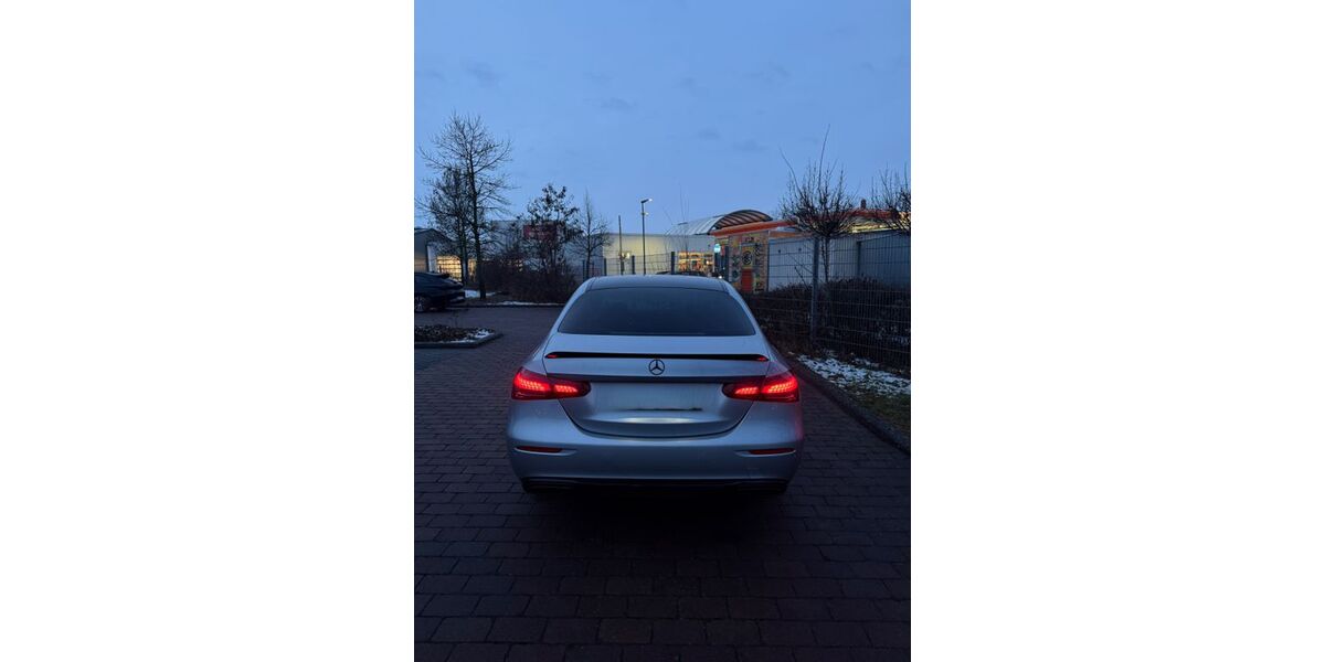 Mercedes-Benz E 200 100.500 km 30.999 &euro; Offenbach am Main 63073