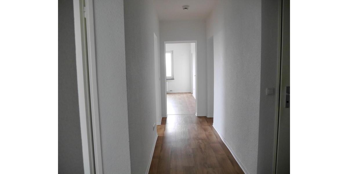 Etagenwohnung Hanau Großauheim - 3 Zimmer, 64 m&sup2;, 690&euro; | Angebot:25809835