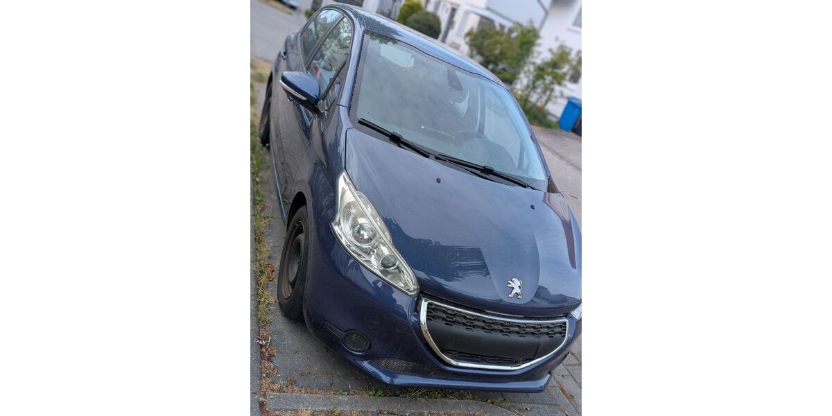 Peugeot 208 154.000 km 4.600 &euro; Seligenstadt 63500