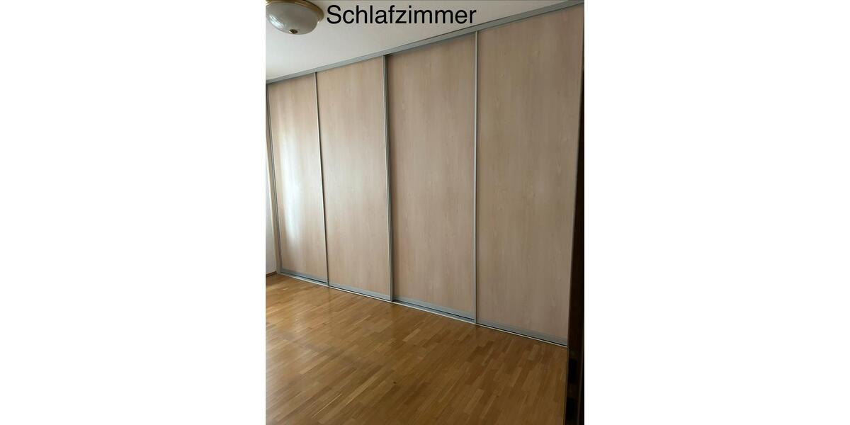 Etagenwohnung Frankfurt am Main Ost - 3 Zimmer, 86 m&sup2;, 1.300&euro; | Angebot:25965240