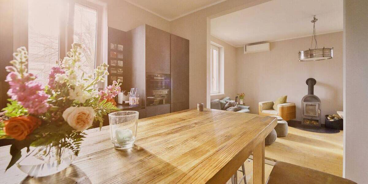 Mehrfamilienhaus, Wohnhaus Frankfurt am Main Seckbach - 6 Zimmer, 242 m&sup2;, 1.100.000&euro; | Angebot:26139136