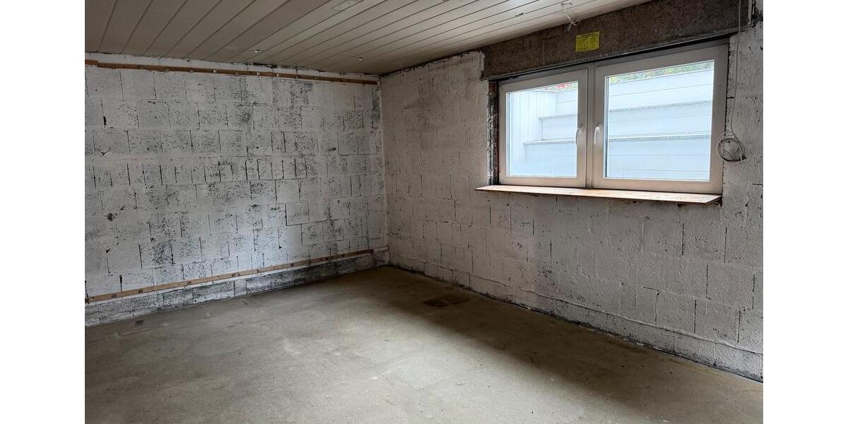 Reihenhaus Frankfurt am Main Eschersheim - 6 Zimmer, 165 m&sup2;, 700.000&euro; | Angebot:26939260