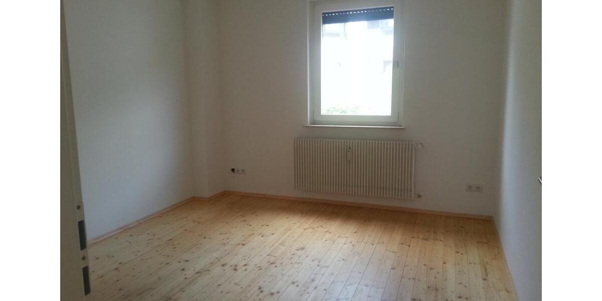 Erdgeschoßwohnung Hösbach - 3 Zimmer, 82 m&sup2;, 820&euro; | Angebot:25655342