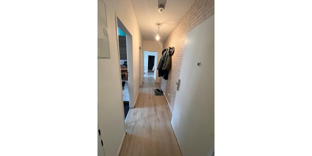 Etagenwohnung Hanau Großauheim - 3 Zimmer, 61 m&sup2;, 700&euro; | Angebot:26022152