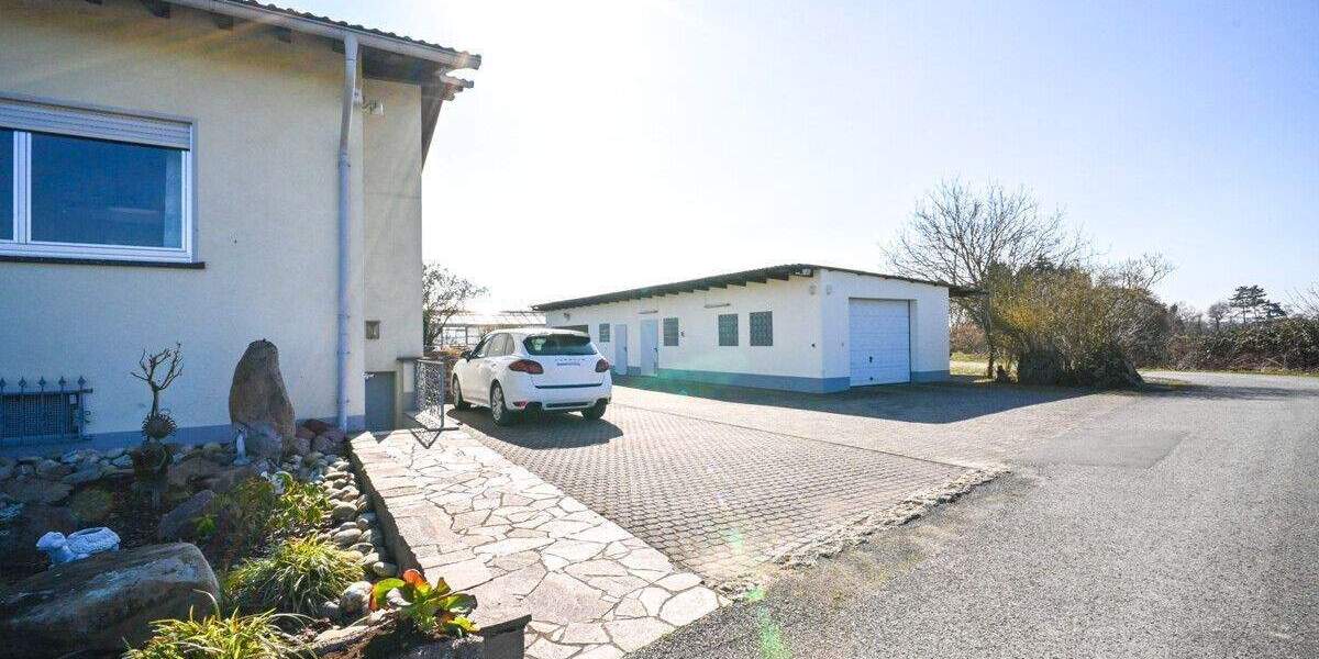 Einfamilienhaus Babenhausen Sickenhofen - 6 Zimmer, 252 m&sup2;, 1.250.000&euro; | Angebot:25693355