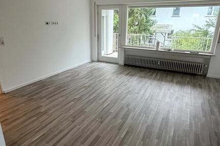 Wohnung Bruchköbel - 4 Zimmer, 94 m&sup2;, 1.100&euro; | Angebot:27630596