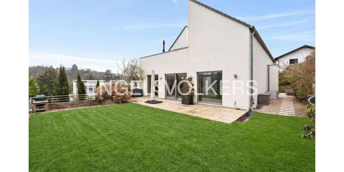 Einfamilienhaus Bad Soden am Taunus - 8 Zimmer, 325 m&sup2;, 5.850&euro; | Angebot:24783368