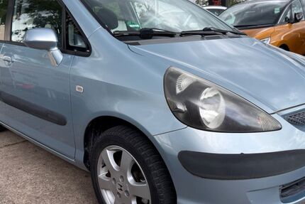 Honda Jazz 70.000 km 2.990 &euro; Mainaschaff 63814