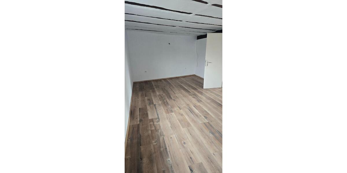 Etagenwohnung Großostheim - 3.5 Zimmer, 95 m&sup2;, 850&euro; | Angebot:25883157