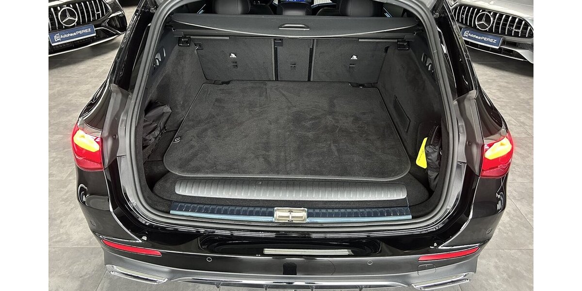 Mercedes-Benz E 300 T e AMG DISTRONIC-AIRMAIC-PANORAMA-AHK-360 23.007 km 52.839 &euro; Groß-Umstadt 64823