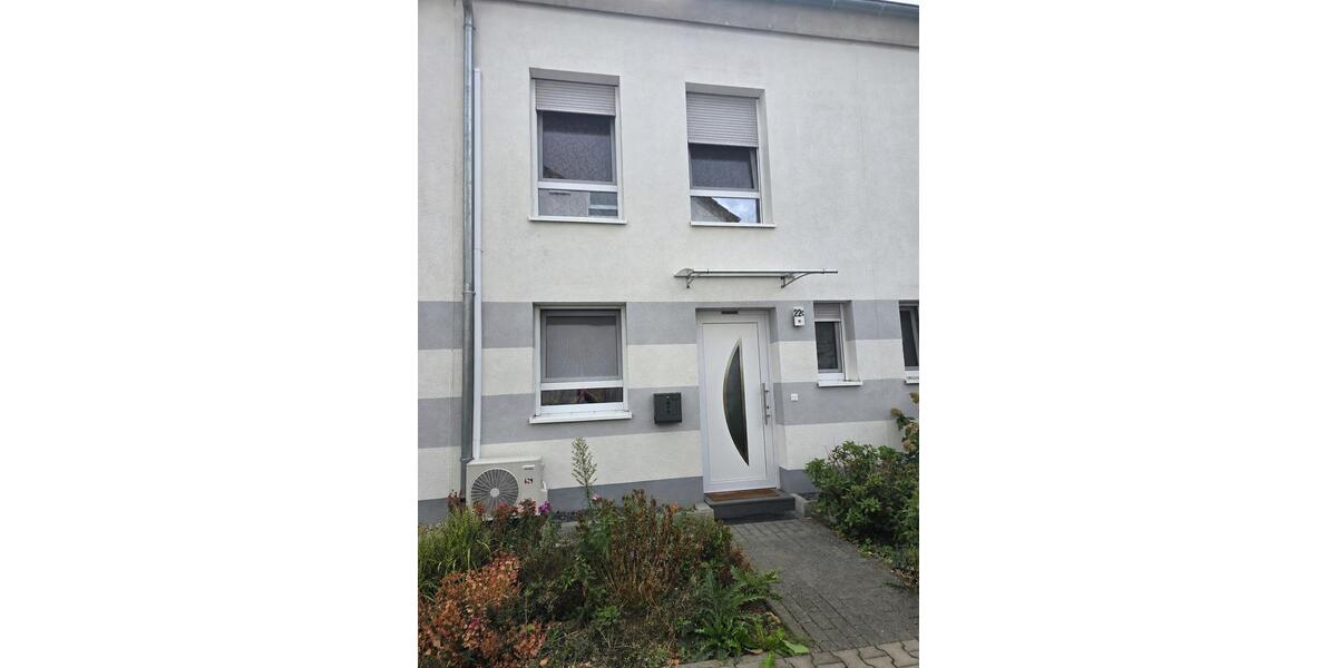 Reihenhaus Hanau Groß-Steinheim - 5 Zimmer, 128 m&sup2;, 1.850&euro; | Angebot:27717370