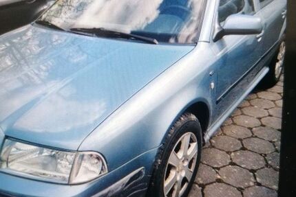 Skoda Octavia 260.000 km 950 &euro; friedrichsdorf 61381