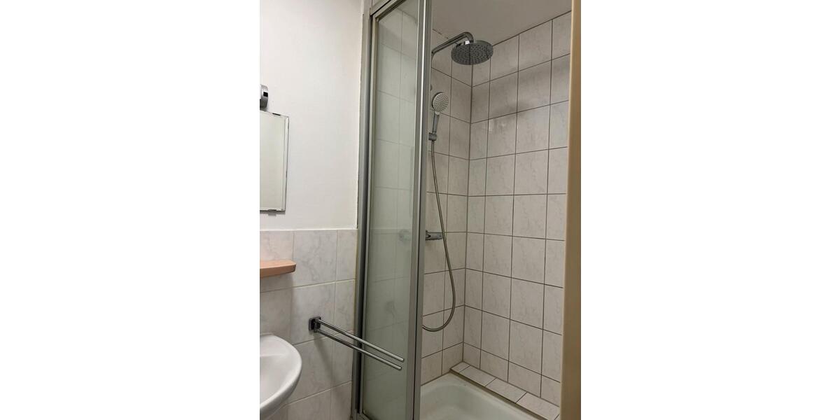 Etagenwohnung Hanau Großauheim - 2 Zimmer, 85 m&sup2;, 1.150&euro; | Angebot:25891841