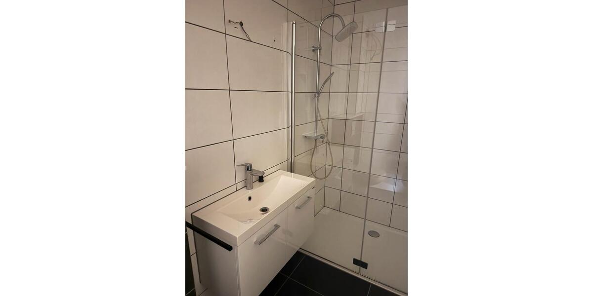 Etagenwohnung Gelnhausen - 2 Zimmer, 90 m&sup2;, 1.250&euro; | Angebot:24627252
