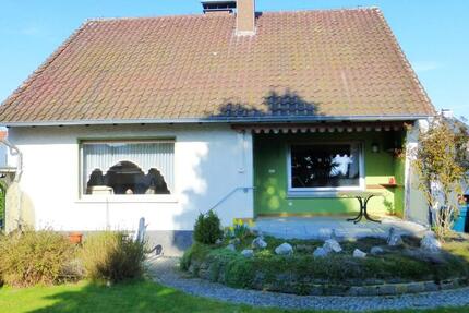 Haus Hasselroth - 7 Zimmer, 140 m&sup2;, 479.000&euro; | Angebot:25808101