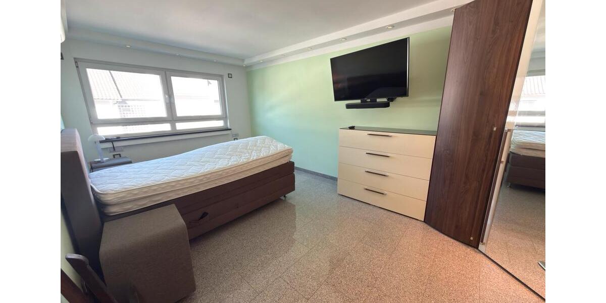 Etagenwohnung Frankfurt am Main Rödelheim - 3 Zimmer, 82 m&sup2;, 1.400&euro; | Angebot:25368735