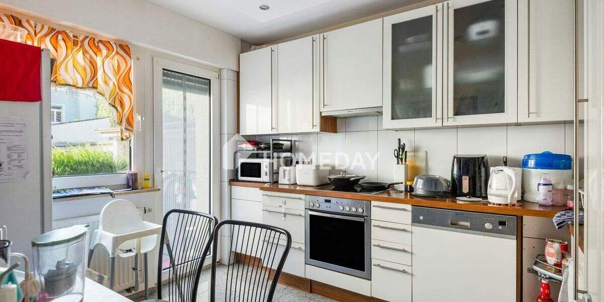 Mehrfamilienhaus, Wohnhaus Frankfurt Bonames - 9 Zimmer, 280 m&sup2;, 1.199.000&euro; | Angebot:25820181