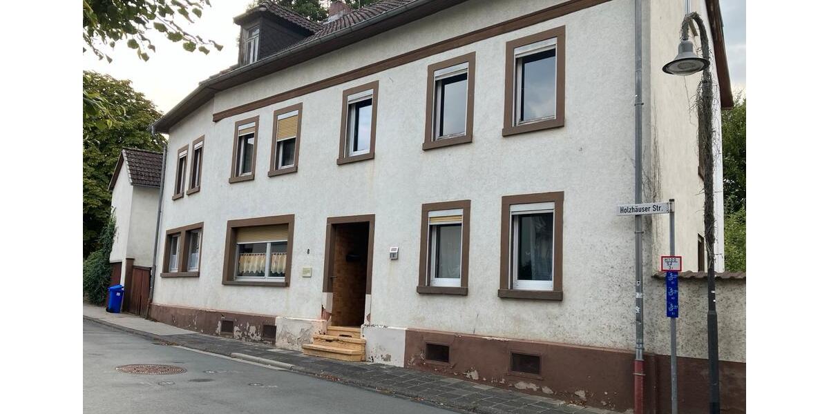 Einfamilienhaus Rosbach vor der Höhe - 8 Zimmer, 180 m&sup2;, 490.000&euro; | Angebot:27534574