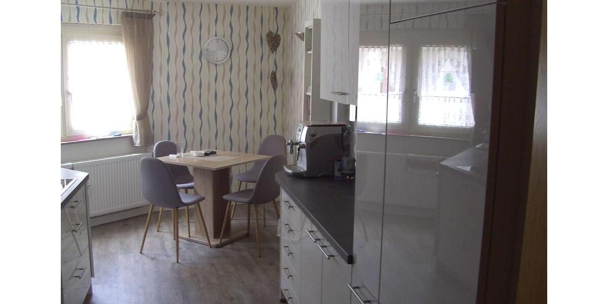 Etagenwohnung Wöllstadt - 3 Zimmer, 110 m&sup2;, 1.000&euro; | Angebot:25928713